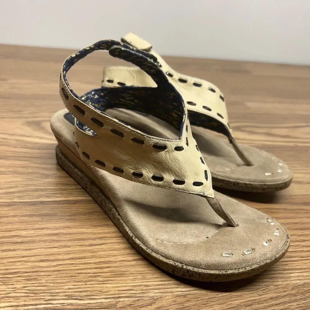 Modzori‎ Solid Beige & Blue Reversable blue Glitter Thong Wedge Sandals Womens 7